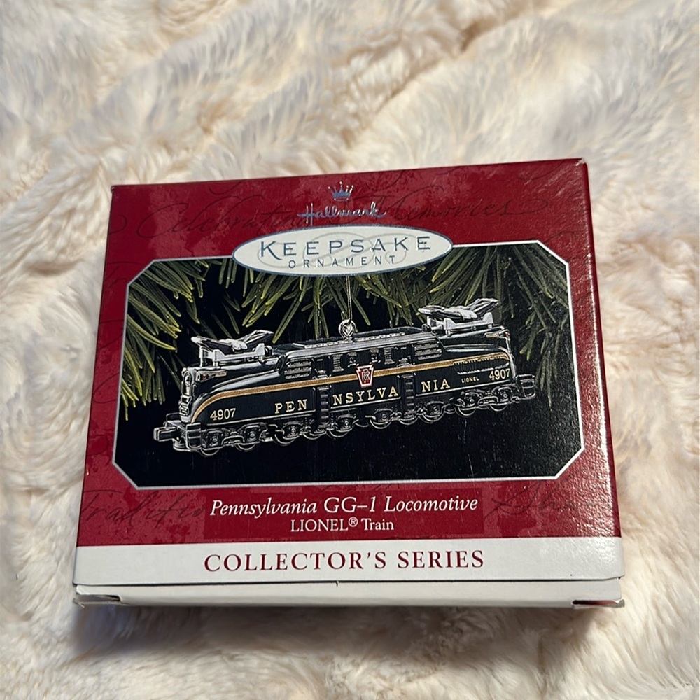 Hallmark Keepsake Ornament Lionel Train Series Pennsylvania GG-1 Locomotive NIB